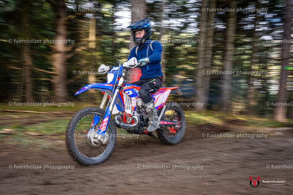fuernholzer_251026-C1-137 | Fotografische Impressionen von der Red Stag Enduro Extreme by fuernholzer-photography.com. Endurosport in Österreich fotografisch festgehalten von fuernholzer. Auftragsfotografie für Private, Gewerbefotos und Industriefotografie. Eventfotografie, Sportfotografie und Motorsportfotografie. Anbieter von Fotoworkshops, Fototraining, fotografischen Vorträgen und Fotoseminaren.