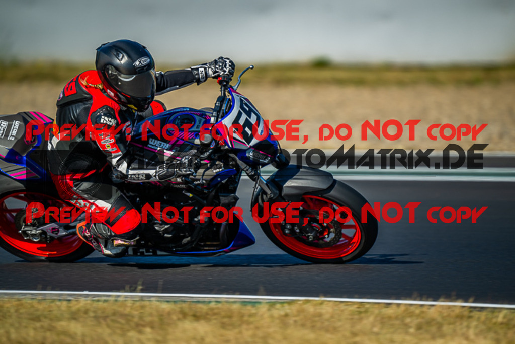 MaZZes_FotoMatrix_220624_9075 | TWINCUP