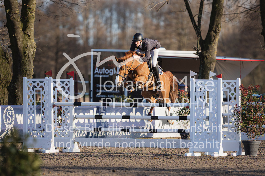 230411_Mühlen_YoungsterM-607 | Deine schönsten Turniermomente als professionelle Fotos! Entdecke hochwertige Pferdesport-Fotografie im Online-Shop. Jetzt Fotos finden & bestellen!