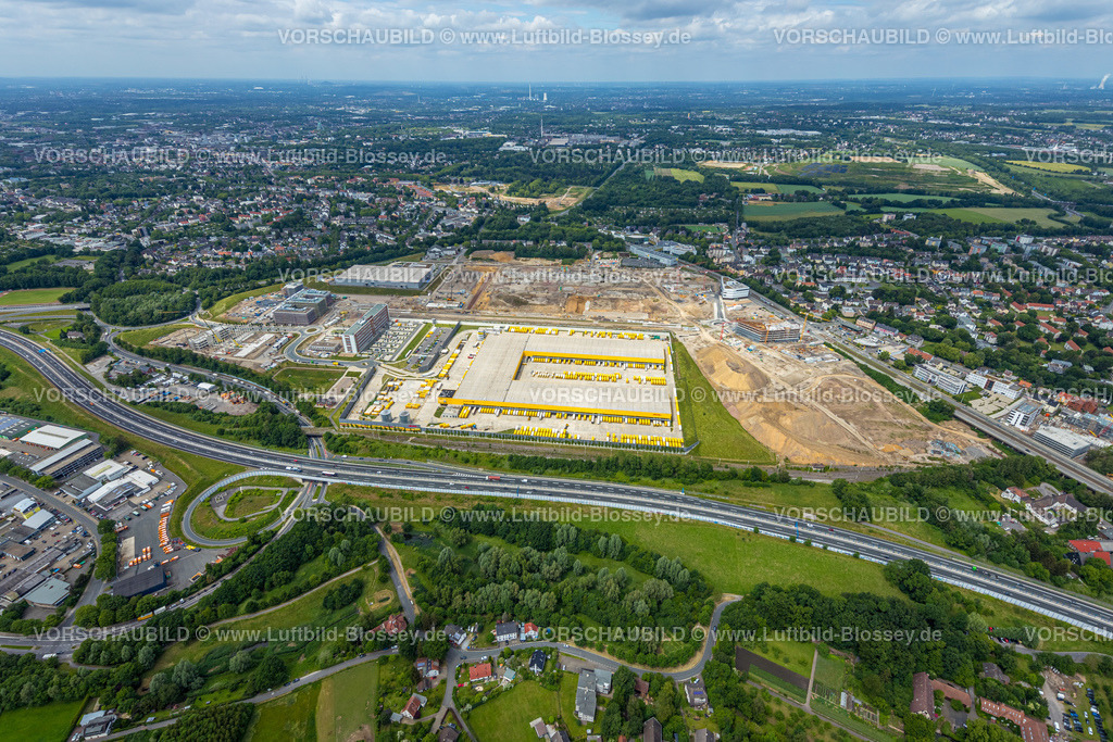 Bochum220603646 | Luftbild, Gewerbegebiet Mark 51/7 mit DHL Logistik, Neubau des O-Werk Campus auf dem ehemaligen Opel-Areal, Laer in Bochum, Ruhrgebiet, Nordrhein-Westfalen, Deutschland