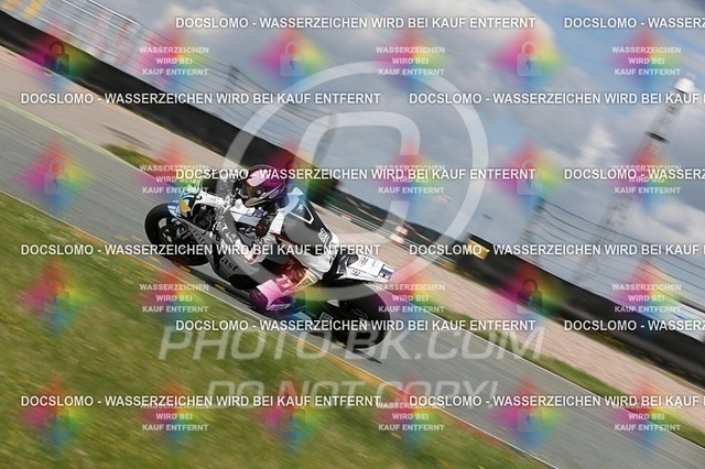 2016-07-01-PBK-2572 | Sportfotografie; SlowMotion; Video; Rennstrecke; Hafeneger; RSE; Speer; Trackday; Motorsportarena; Hockenheimring; Brno; Most; Barcelona; Valencia, Benny; Kaetzmer;