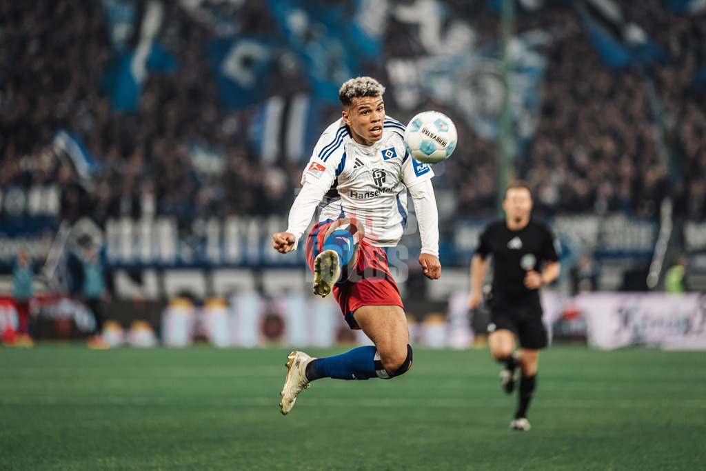 Fußball | Männer | Saison 2024/2025 | 2. Fußball-Bundesliga | 29. Spieltag | Hamburger SV vs. Eintracht Braunschweig | 11.04.2025 | Ransford Königsdörffer (#11, HSV)