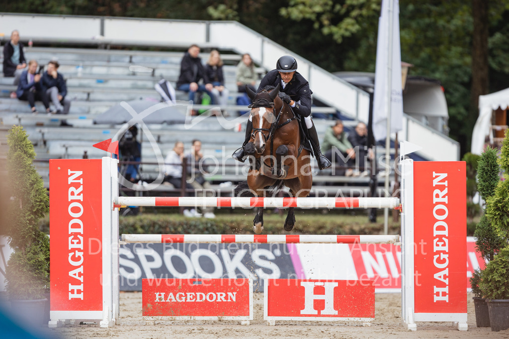 220910_OWLCh_MittlereTour-247 | Deine schönsten Turniermomente als professionelle Fotos! Entdecke hochwertige Pferdesport-Fotografie im Online-Shop. Jetzt Fotos finden & bestellen!