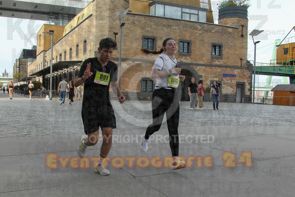 250920_1538_EV4_9346 | Sportfotografie im Rhein-Sieg Kreis, Köln, Bonn, NRW, Rheinland Pfalz, Hessen, etc. Unser Tätigkeitsfeld umfasst den Laufsport vom Volkslauf über den Marathon, Duathlon, Triathon bis zum Ultralauf wie Kölnpfad Ultra oder Schindertrail.