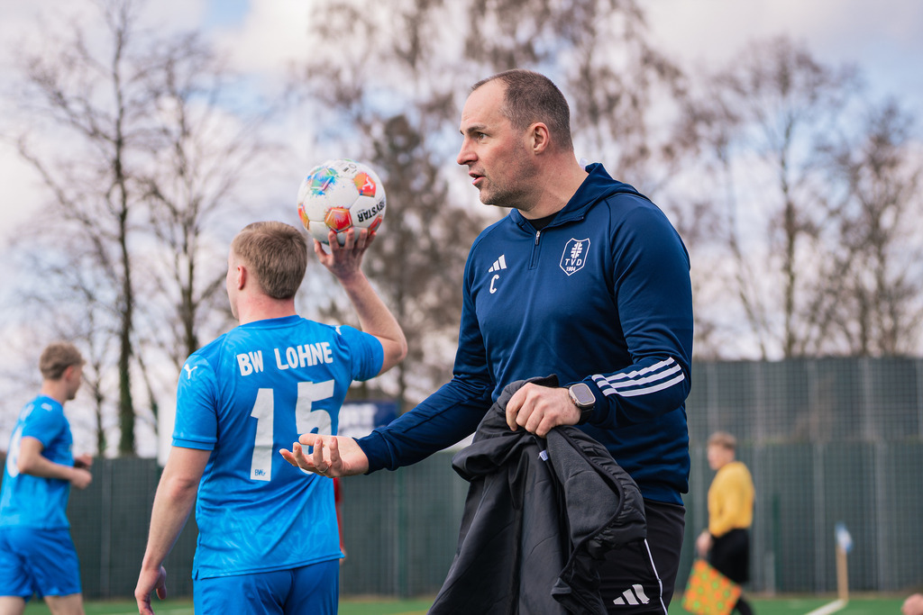 Fußball I Herren I Saison 2025-2026 I Landesliga Weser-Ems I 20. Spieltag I BW Lohne II - TV Dinklage I 15.03.20260022 | jns.sportfotos - Realisiert mit Pictrs.com