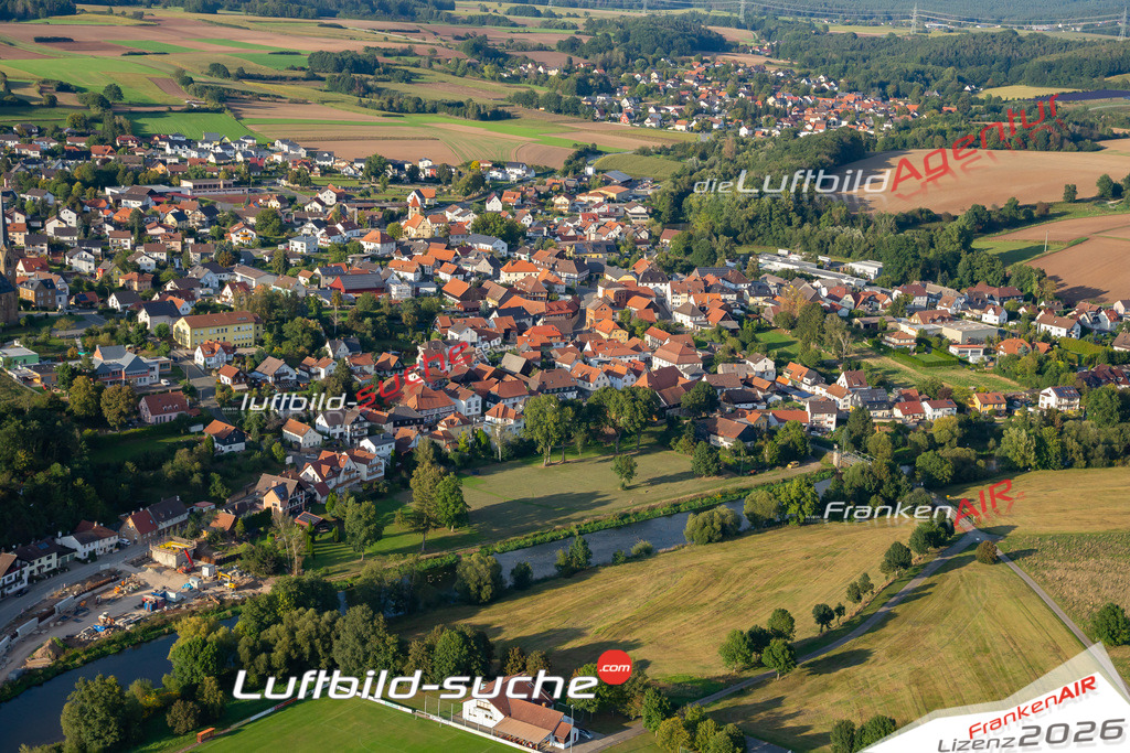 Aktuelles Luftbild von Schwürbitz Michelau im Oberfranken Kauf mit Lizenz / Bildrechten möglich- Die Luftaufnahme wurde 2021 mittels UL-Flugzeug erstellt ( keine Drohne ) - hochauflösende Kamera-Systeme von  Canon -Beste Qualität - Für grossformatige Ausdrucke geeignet. Die Geschenkidee !