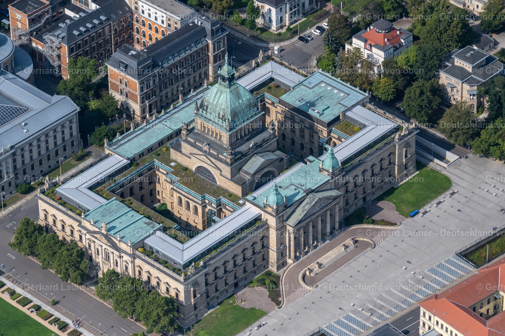 4039453 | LEIPZIG 14.09.2020 Gebäudekomplex des Bundesverwaltungsgericht am Simsonplatz im Ortsteil Zentrum-Süd in Leipzig im Bundesland Sachsen. // Building complex of the Bundesverwaltungsgericht on Simsonplatz court in the district Zentrum-Sued in Leipzig in the state Saxony. Foto: Gerhard Launer
