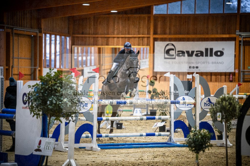 DOS_2405 | Entdecke hochwertige Reitturnierfotos von Foto Oger. Professionell, emotional und authentisch – jetzt Lieblingsmomente im Shop bestellen.Deutschlandweite Turnierfotografie. - Realisiert mit Pictrs.com