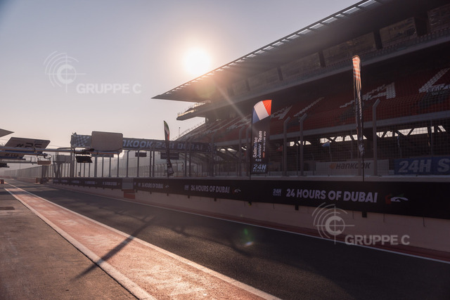 24hDubai24_012408370810000SVS_SVS | Hankook 24h Dubai 2024 - Foto: Gruppe C Photography - Realisiert mit Pictrs.com