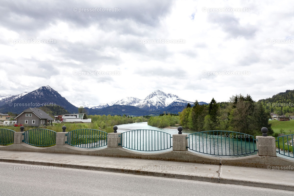 welltvi-lechfluss-bei-Pflach-09052019-DSD01156 | Info aus dem Bezirk Reutte/Ausserfern Tirol sowie eine umfangreiche Bilddatenbank über die gesamte Region: Lechtal, Talkessel Reutte, Tannheimertal, Zwischentoren. Lech, Plansee, Zugspitze, Grenztunnel, B179, Fernpassstraße, Verkehr, Lawinen, Tradition, - Realisiert mit Pictrs.com