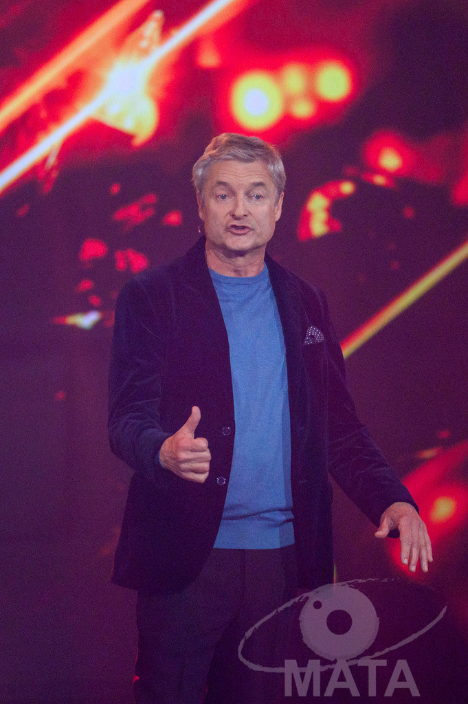 _DWA1664 | Österreichischer Kabarettist und Schauspieler Alfred Dorfer bei '30 Jahre Sternstunden-Gala 2023' in der Frankenhalle. Nürnberg, 15.12.2023 - Realisiert mit Pictrs.com