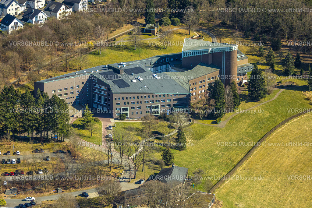 Olpe250307797Mitte | Luftbild, Kloster Franziskanerinnen von der ewigen Anbetung e.V., Olpe-Stadt, Olpe, Sauerland, Nordrhein-Westfalen, Deutschland