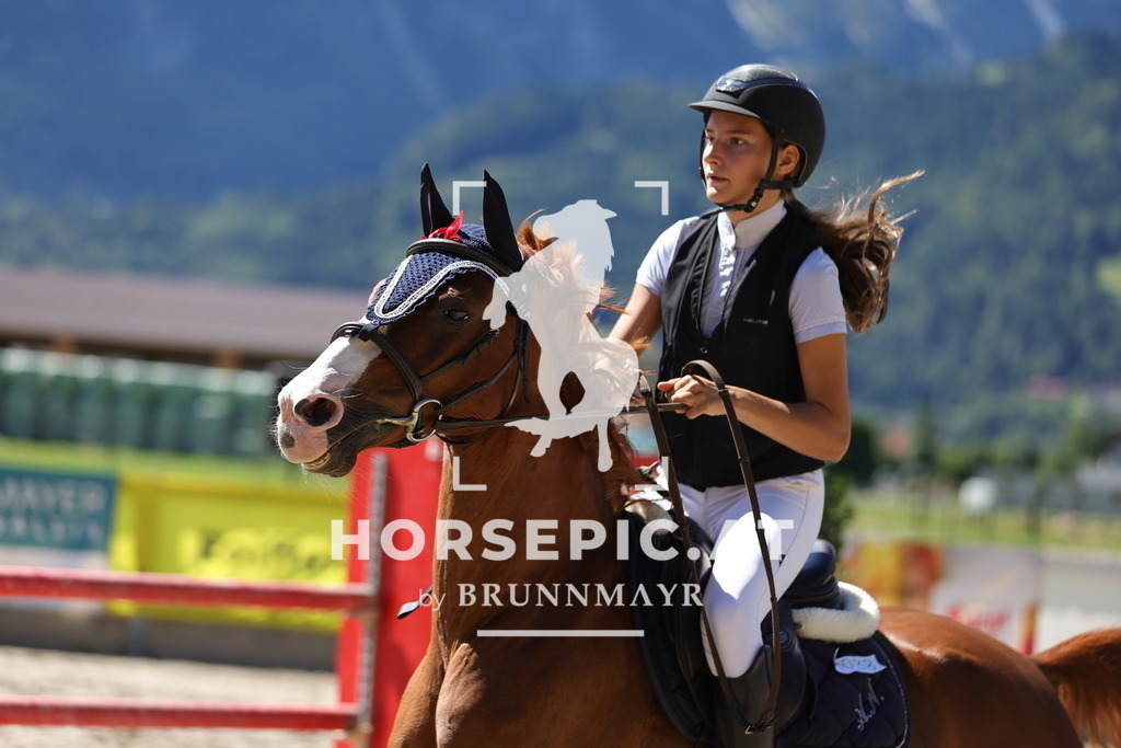 0P6A6144 | Willkommen bei Brunnmayr - Design & Fotografie – Ihrem Spezialisten für Reitturniere und Pferdeveranstaltungen in Oberösterreich, Salzburg und Bayern! Seit über 17 Jahren sind wir leidenschaftlich dabei.