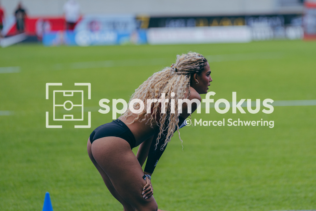 Deutsche Meisterschaften der Frauen und Männer 2026 | Samira Heygster, Eintracht Frankfurt e.V.. 4x100-Meter-Staffel, Deutsche Meisterschaften der Frauen und Männer 2026, Lohrheidestadion Bochum-Wattenscheid, 26.07.2026. Foto: Marcel Schwering / sportimfokus - Realisiert mit Pictrs.com