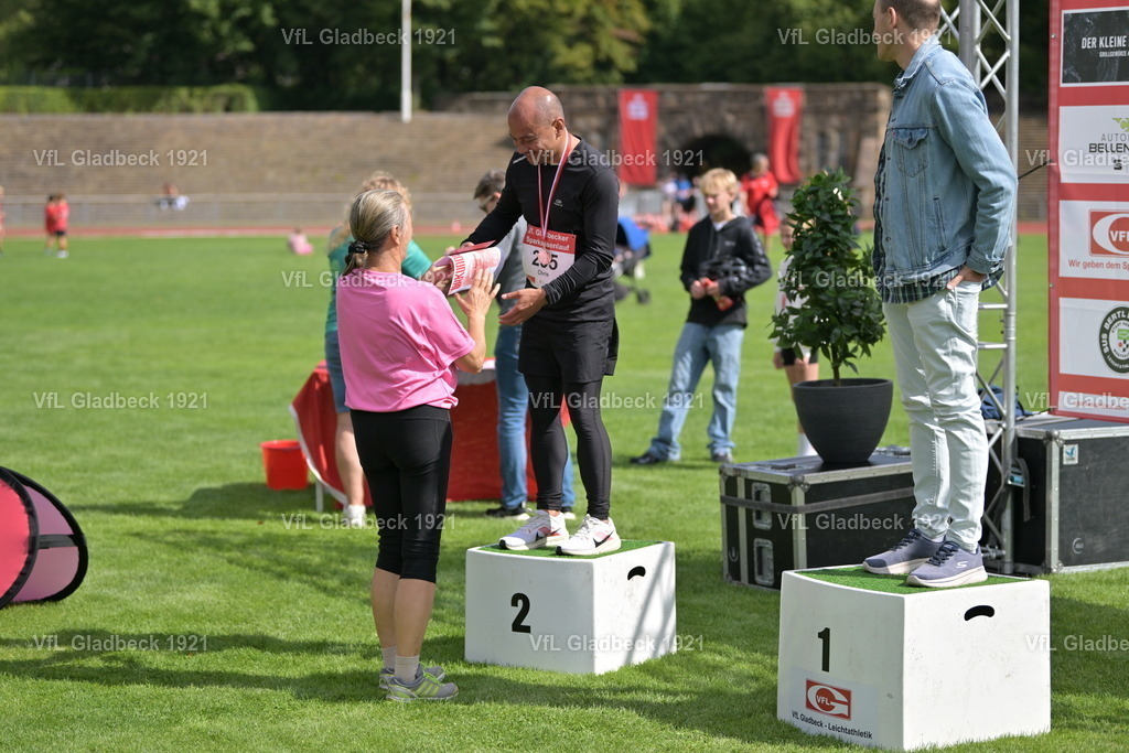2026-08-23_Sparkassenlauf_Siegerehr_KH_00011 | Die Fotografen - Realisiert mit Pictrs.com