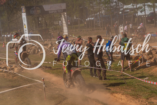 JHF.ECHT.3h.Samstag.300 | jennyhubatsch-endurofotografie