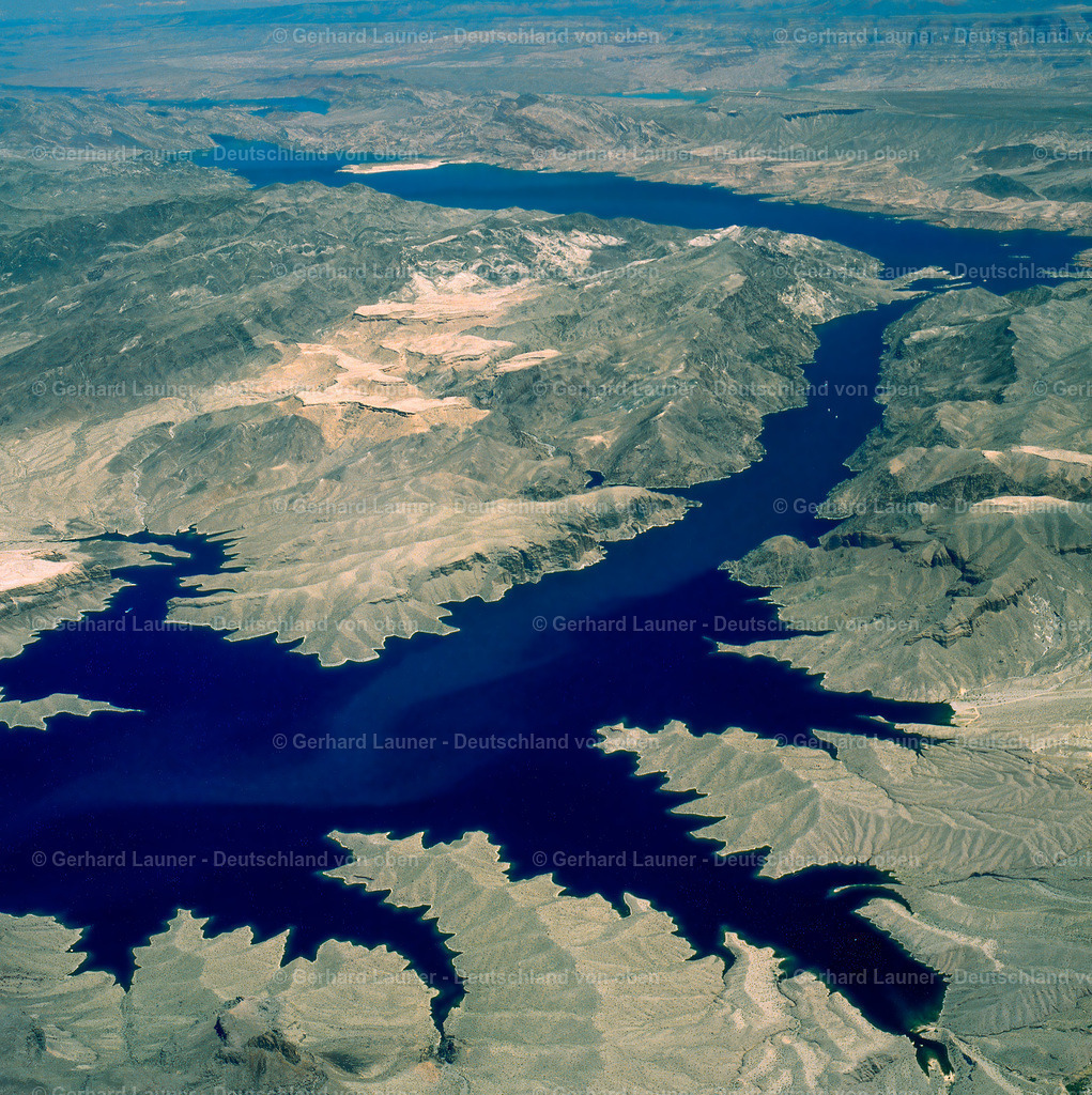 USA0345 | Lake Mead, Nevada, USA 1999