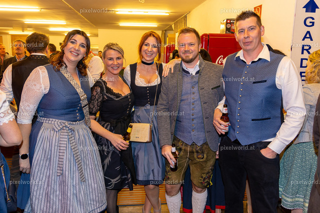 Feldkirchner Bezirksbauernball 2024 | Bildershop von pixelworld.at - Realisiert mit Pictrs.com