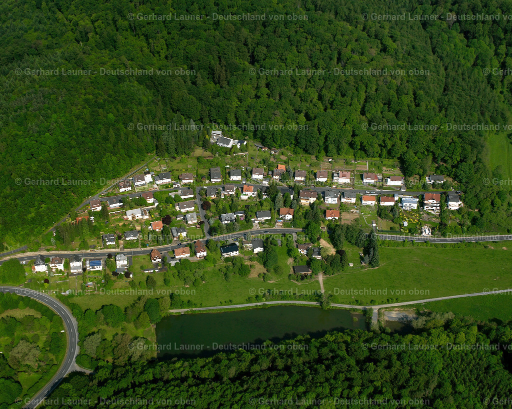 2611161 | EIBACH 09.06.2006 Wohngebiet einer Einfamilienhaus- Siedlung  in Eibach im Bundesland Hessen, Deutschland // Single-family residential area of settlement  in Eibach in the state Hesse, Germany Foto: Gerhard Launer