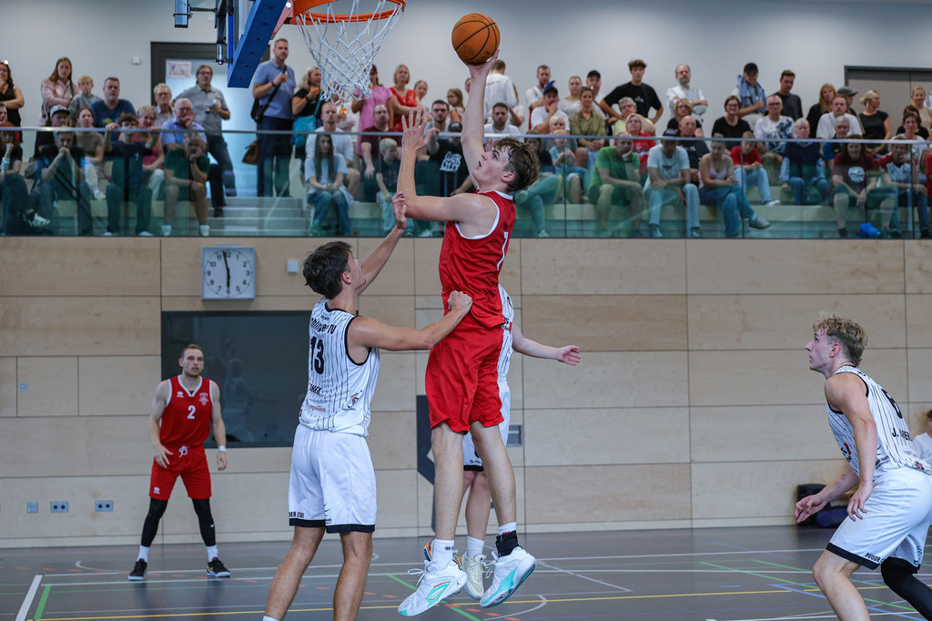 Pro A BAYER GIANTS vs Leichlinger TV  Test-84 | Fotos von Basketballspielen aus dem Raum NRW fotografiert von Gero Mueller-Laschet und Daniel Schaefer - Realisiert mit Pictrs.com