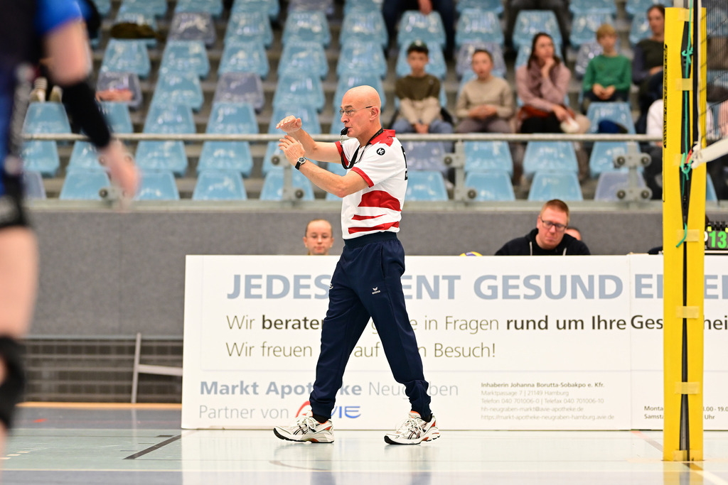 Volleyball I Frauen I Saison 2024-2025 I Regionalliga Nord I VT Hamburg - VSG Lübeck | Der Sportfotograf. - Realisiert mit Pictrs.com