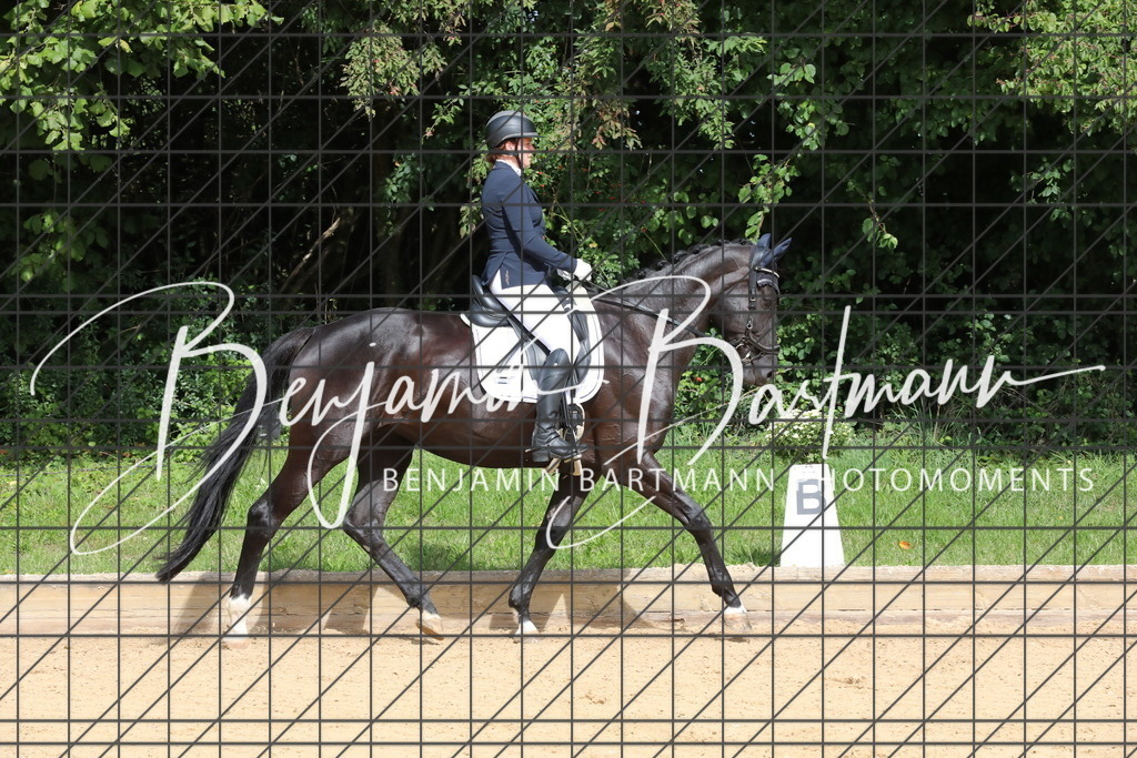 AZ2A2091 | Benjamin Bartmann Photomoments