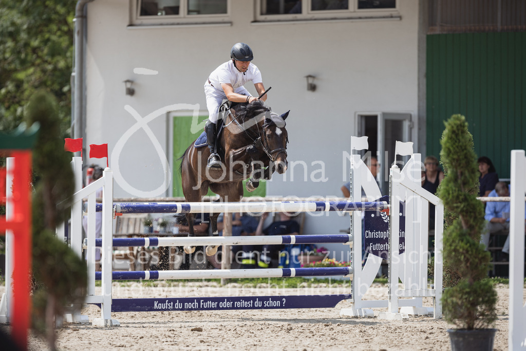 230624_PfSpTa_YoungsterM2-861 | Deine schönsten Turniermomente als professionelle Fotos! Entdecke hochwertige Pferdesport-Fotografie im Online-Shop. Jetzt Fotos finden & bestellen!