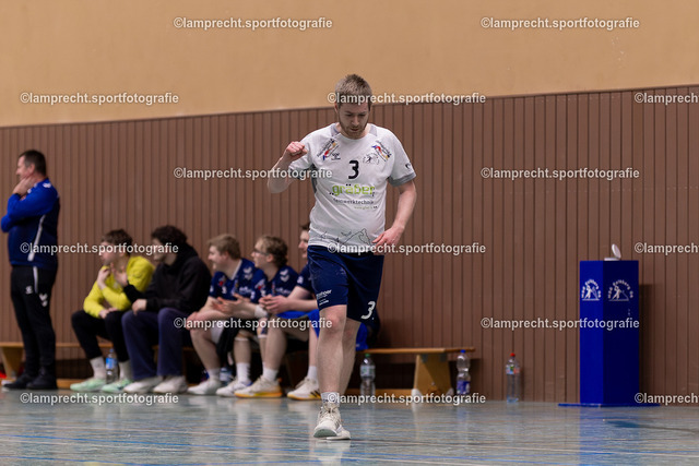 Handball I Herren I Saison 2025-2026 I SHSE Manfred-Frank-Pokal I Viertelfinale I HSG Kalkberg 06 II - HSG Kalkberg 06 045 | Tim Ladiges (3, HSG Kalkberg 06 II) - Realisiert mit Pictrs.com