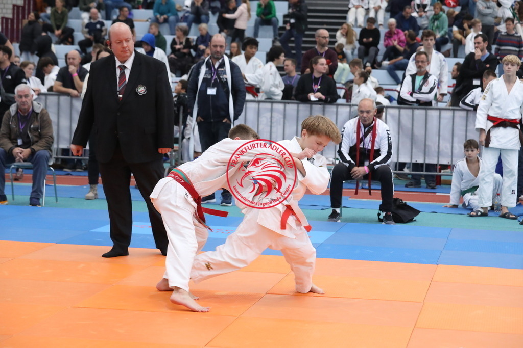 1J7A2724 | Fotos vom Adler Cup - Pictures from Adler Cup

Hier findet Ihr alle Eindrücke und großen Momente der Adler Cup Wochenenden. Here you will find all impressions and great moments of the Adler Cup weekends. - Realisiert mit Pictrs.com