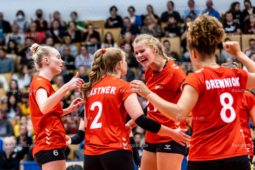 2022-00063404-Testspiel-Deutschland-Brasilien | Jubel Deutschland, 17.09.2022; Berlin Foto: Gerold Rebsch - www.beachpics.de

