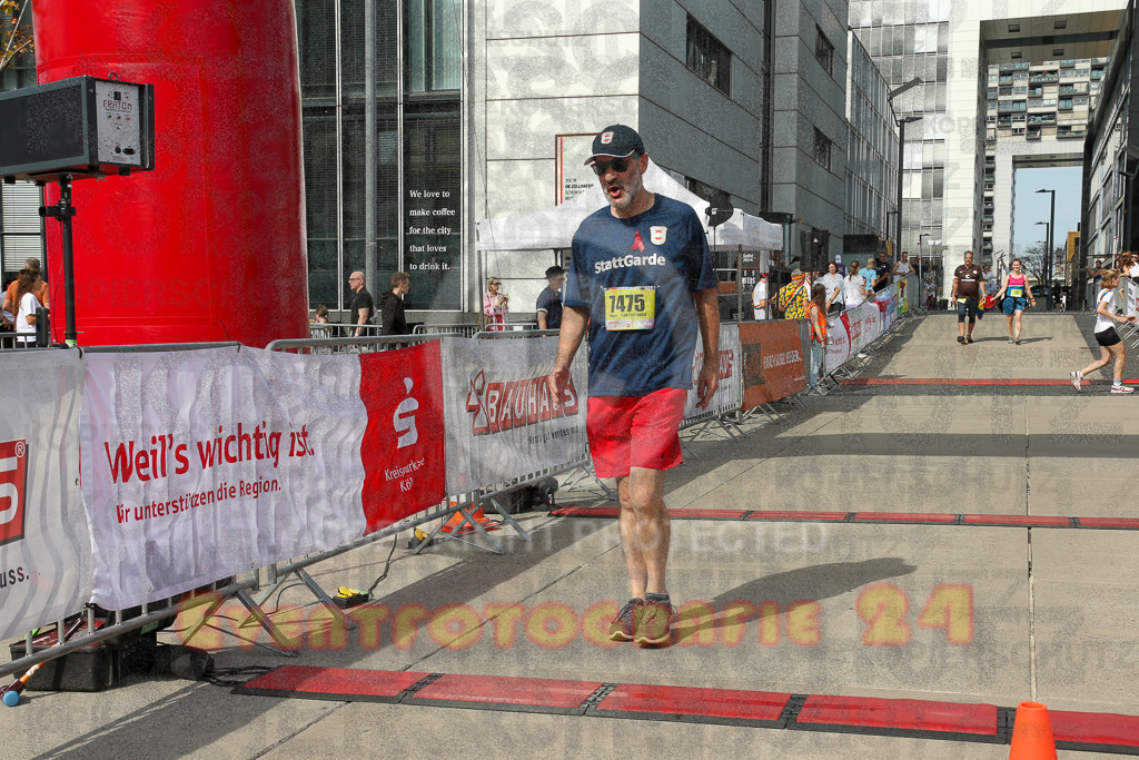 250920_1347_EX1_6674 | Sportfotografie im Rhein-Sieg Kreis, Köln, Bonn, NRW, Rheinland Pfalz, Hessen, etc. Unser Tätigkeitsfeld umfasst den Laufsport vom Volkslauf über den Marathon, Duathlon, Triathon bis zum Ultralauf wie Kölnpfad Ultra oder Schindertrail.