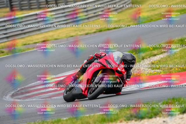 2026_09_10_PBK_15468_LRX | Sportfotografie; SlowMotion; Video; Rennstrecke; Hafeneger; RSE; Speer; Trackday; Motorsportarena; Hockenheimring; Brno; Most; Barcelona; Valencia, Benny; Kaetzmer;