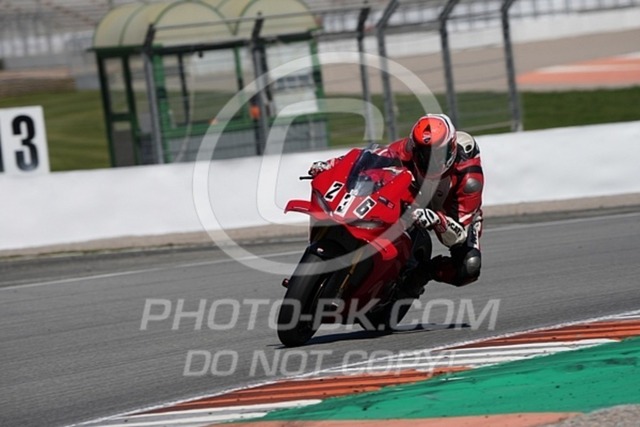 2025_03_29_PBK_23364 | Sportfotografie; SlowMotion; Video; Rennstrecke; Hafeneger; Speer; Racing; RSE; BMW; CBO; Trackday; Motorsportarena; Hockenheimring; Brno; Most; Barcelona; Valencia