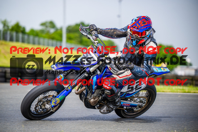 MaZZes_FotoMatrix_240621_6021986_0199 | GELL