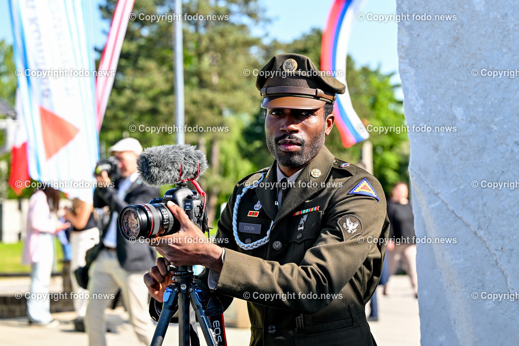 Internationale Gedenk- und Befreiungsfeier Gedenkstaette Mauthausen 2025_ 11.05.2025-71 | 11.05.2025, Mauthausen, AUT, Internationale Gedenk- und Befreiungsfeier Gedenkstaette Mauthausen 2025, 80 Jahre Befreiung KZ Mauthausen im Bild US Amerikanische Delegation