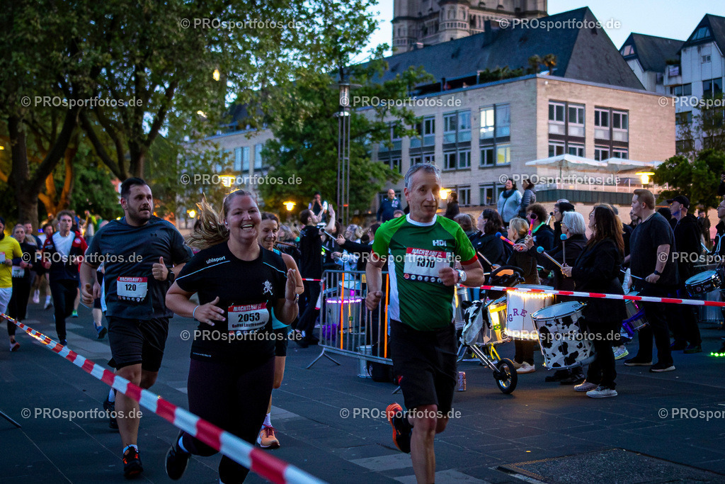 21. Nachtlauf des ASV Köln; Köln, 08.05.24 | Impressionen vom 21. Nachtlauf des ASV Köln am 08.05.24 in der Altstadt von Köln (Deutschland). Foto: BEAUTIFUL SPORTS/Bernd Hoffmann