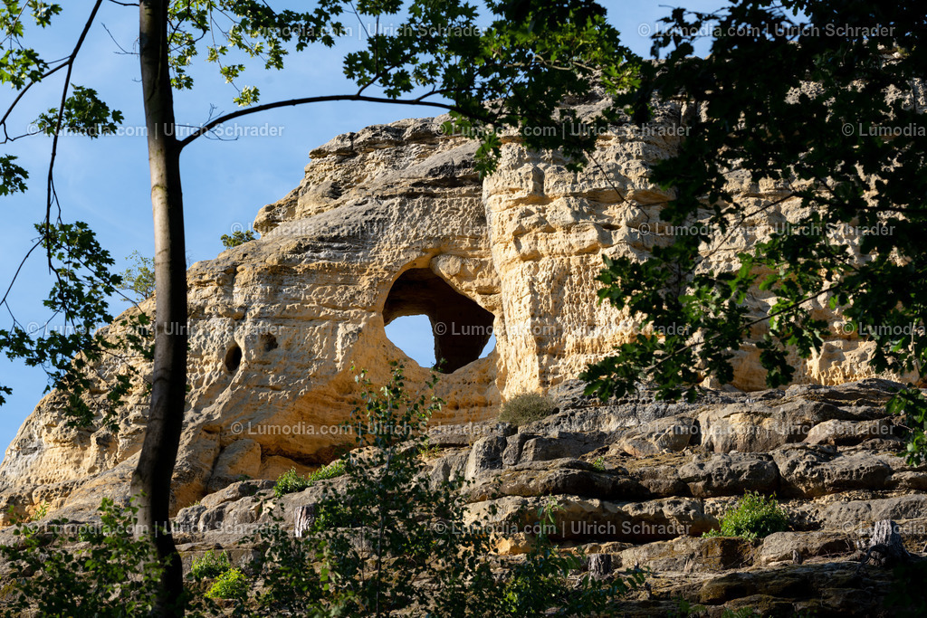 10049-12873 - Klusberge bei Halberstadt | Stockfoto und Bilderpool mit Bildmaterial aus Deutschland, dem Harz, Halberstadt, Quedlinburg, Wernigerode und weltweit. Qualitativ hochwertige und professionelle Fotos anschauen und kaufen. - Realisiert mit Pictrs.com