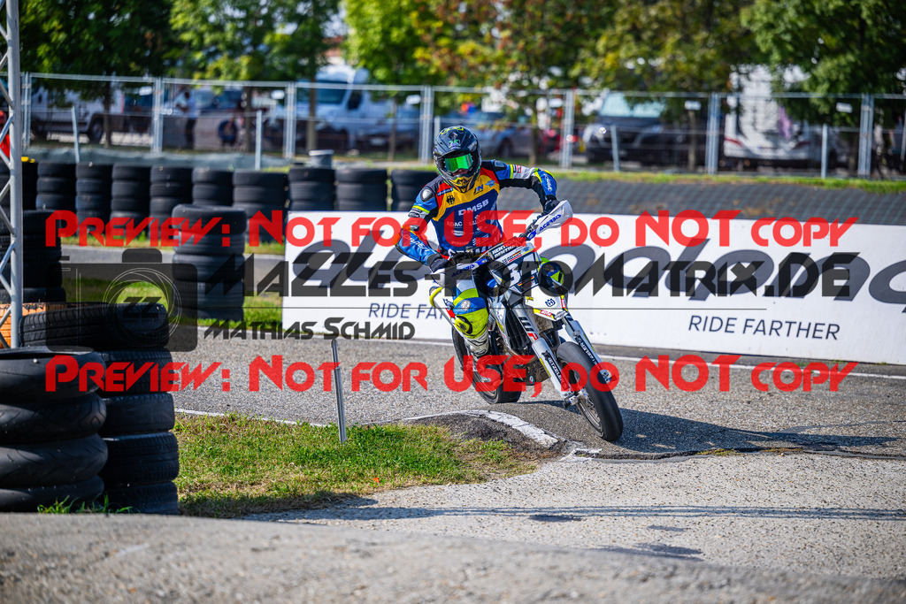 MaZZes_FotoMatrix_231014_2154 | S2