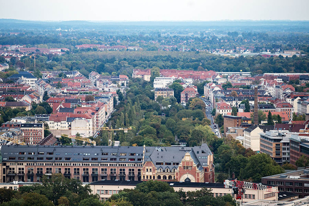 Foto: Leipzig - Lene-Voigt-Park | Das Team hinter BILDLEXIKON LEIPZIG bündelt historische wie aktuelle Informationen über die Stadt Leipzig in Text und Bild auf einer Plattform und stellt diese der interessierten Öffentlichkeit zur Verfügung.