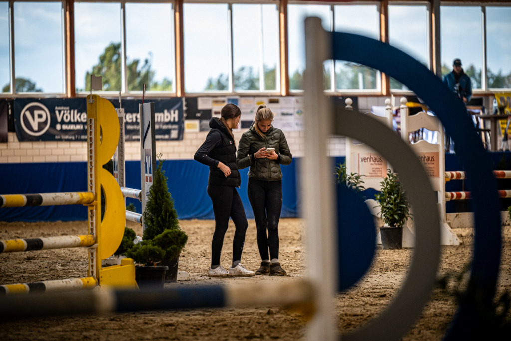 2026-10-Isterberg-Springen-12-2-0194 | Entdecke hochwertige Reitturnierfotos von Foto Oger. Professionell, emotional und authentisch – jetzt Lieblingsmomente im Shop bestellen.Deutschlandweite Turnierfotografie. - Realisiert mit Pictrs.com