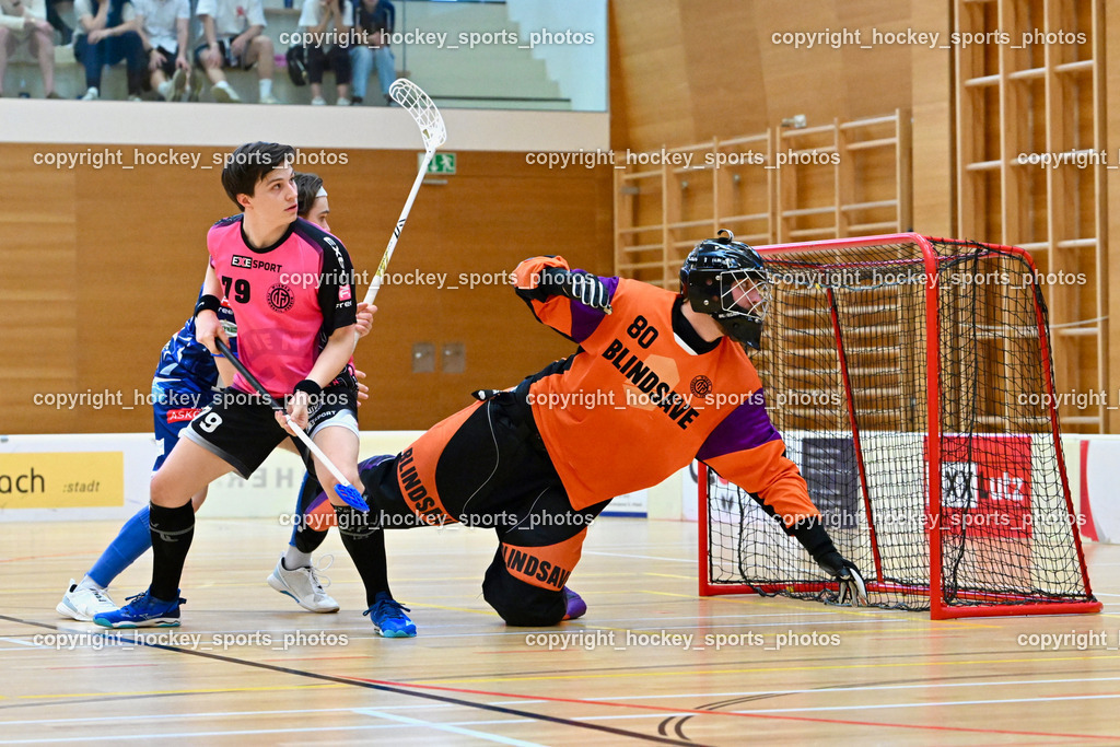 VSV Unihockey vs. Wiener Floorball Verein | #80 BEZUCHA Bernhard Wiener Floorballverein, #79 LANGER Christopher Wiener Floorballverein, #27 Lukas Floriantschitz VSV Unihockey, VSV Unihockey vs. Wiener Floorball Verein, VSV Unihockey vs. Wiener Floorball Verein am 18.05.2025 in Villach (Ballspielhalle St. Martin), Austria, (Photo by Bernd Stefan)