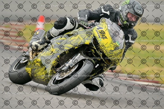 25bt05-0563 | markuskiefer.com - Realisiert mit Pictrs.com