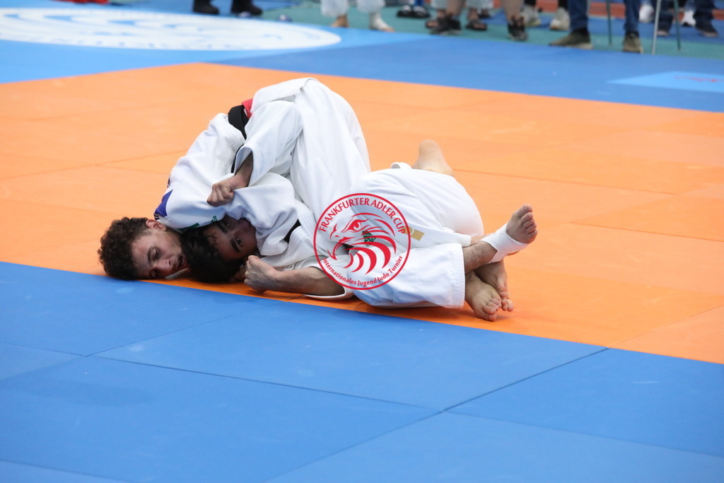 1J7A2867 | Fotos vom Adler Cup - Pictures from Adler Cup

Hier findet Ihr alle Eindrücke und großen Momente der Adler Cup Wochenenden. Here you will find all impressions and great moments of the Adler Cup weekends. - Realisiert mit Pictrs.com