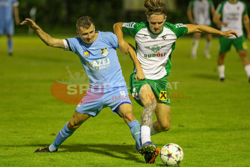 VST Völkermarkt - SVG Bleiburg 2-2, Kärntner Liga 2. Runde | Raphael Kulterer (VST Völkermark #20) Aljaz Storman (SVG Bleiburg #13) VST Völkermarkt - SVG Bleiburg 2-2 am 08.08.2023 in Völkermarkt
(Lilienberg Arena), Austria, (Photo by Ernst Krawagner sport-fan.at) - Realisiert mit Pictrs.com