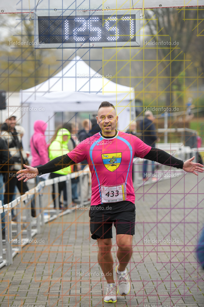 Neusser Erftlauf 2025  | 15km Neusser Erftlauf 2025 Foto: Heldenfoto.de
