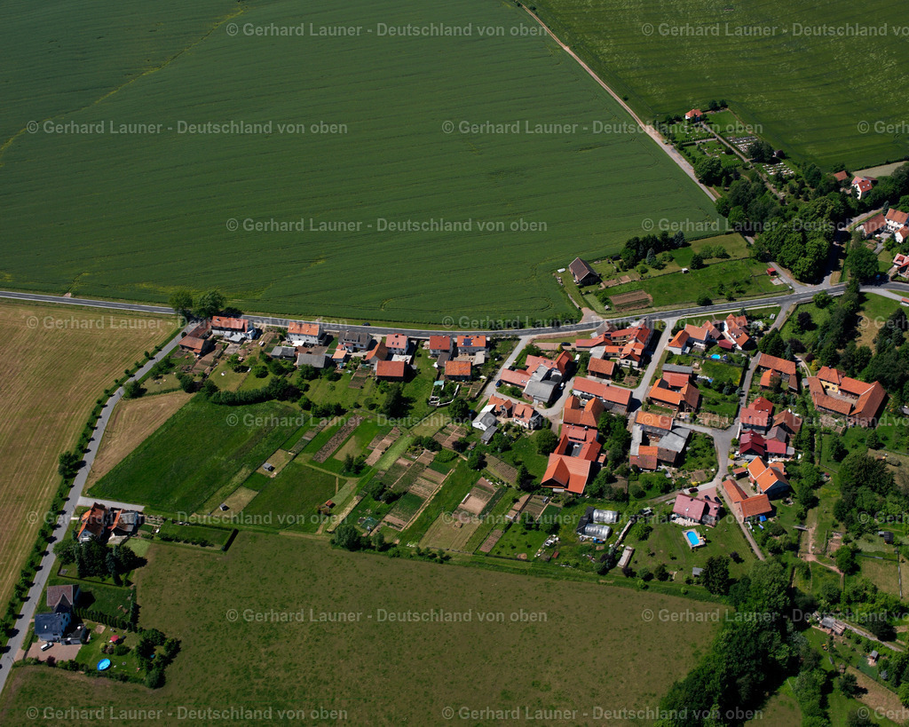 2634378 | STöCKEY 16.06.2006 Dorf - Ansicht in Stöckey im Bundesland Thüringen, Deutschland. // Village view in Stoeckey in the state Thuringia, Germany. Foto: Gerhard Launer