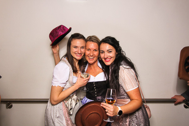 FotoKastl_Ball_MGV_Scholle_20240120_0149 | Vermietung und Verleih von Fotobox mit Drucker in Kärnten, Völkermarkt, Klagenfurt, Wolfsberg, St. Veit, Villach. Für ihre Hochzeit, Polterabend, Geburtstagsfeier, Firmen Feier, Weihnachtsfeier. Anlieferung oder Selbstabholung mit Drucker  Fotos digital - Realisiert mit Pictrs.com