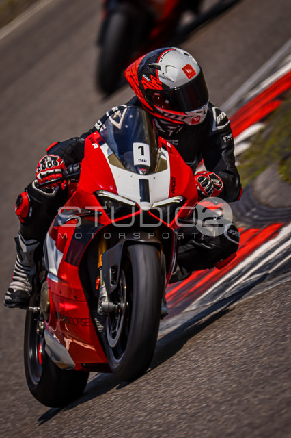 0001-240624_NR-036_1 | Deine Full-Service-Agentur für ✔️Videoproduktionen und ✔️Motorsportfotografie Jetzt Angebot anfragen!