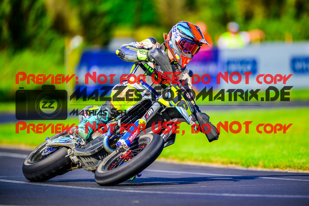 MaZZes_FotoMatrix_240714_6007705_0120 | S1