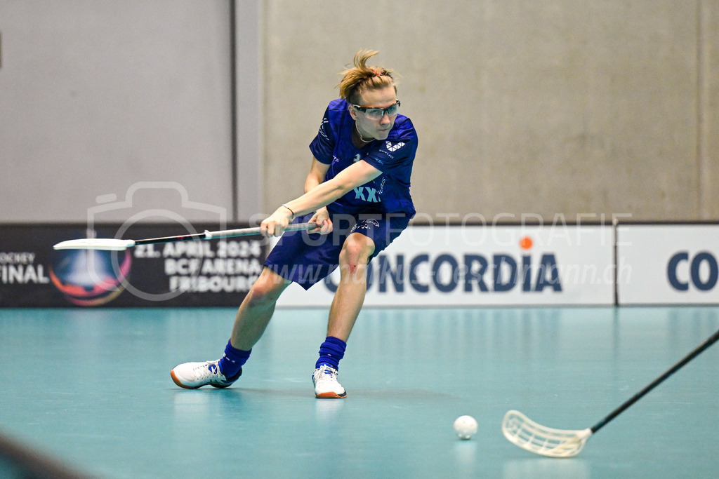 Switzerland U19 vs Finland U19 - 3. February 2024 | Switzerland U19 vs Finland U19
U19 Men International Matches in Switzerland
GoEasy Arena, Siggenthal Station
Finland forward #3 Artturi Hyvärinen.
Credit: Markus Aeschimann | <a href="https://www.markus-aeschimann.ch">Sportfotografie Markus Aeschimann</a> | <a href="https://www.instagram.com/sportfotografie.aeschimann">@sportfotografie.aeschimann</a> - Realisiert mit Pictrs.com